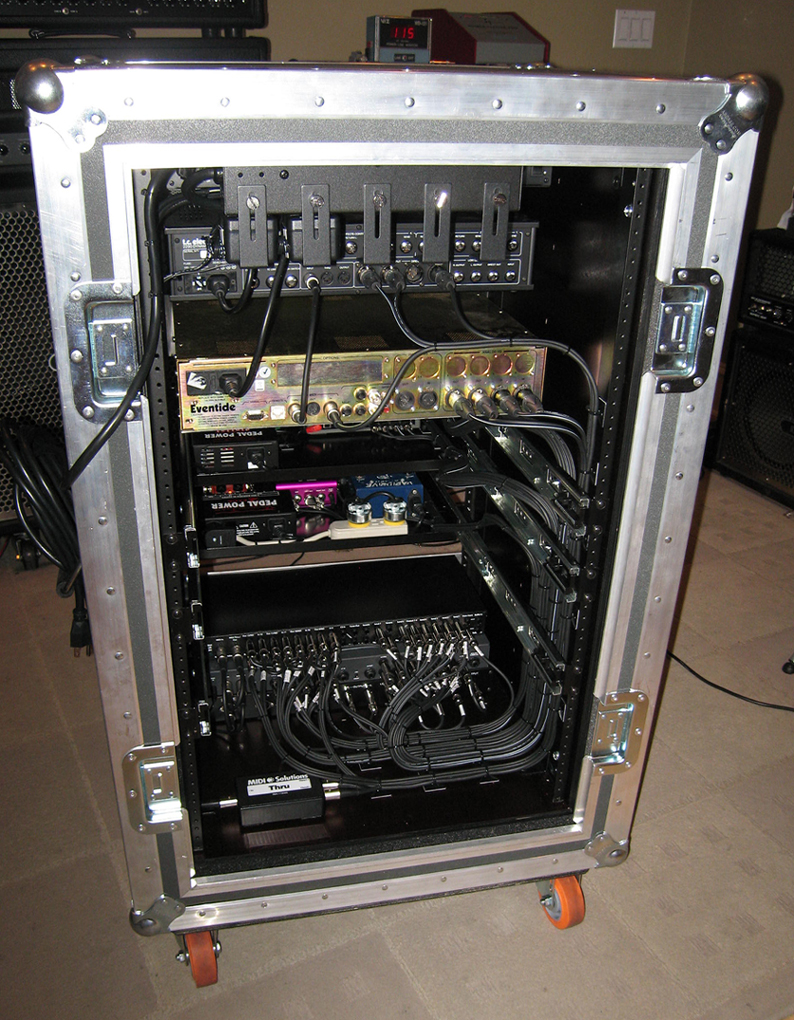 L.A. Sound Design Huge Rack of The Week. The Gear Page